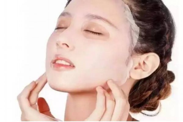 海藻面膜用什么水調比較好 怎么樣調海藻面膜