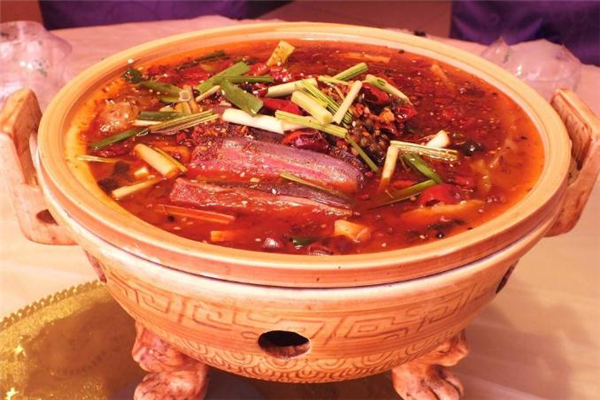 驢肉煮多長時(shí)間可以煮爛 煮驢肉放什么調(diào)料香