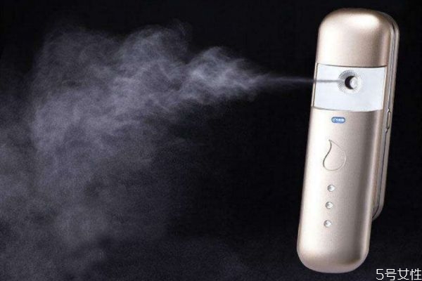 補水噴霧儀一次噴多久 補水噴霧儀的使用時間