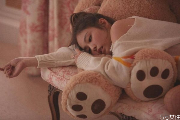談戀愛(ài)男女思維有什么不一樣 戀愛(ài)中的男女思維差別