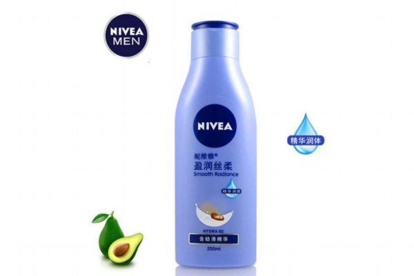 身上長(zhǎng)痘痘還能擦身體乳嗎 教你身體乳怎么選