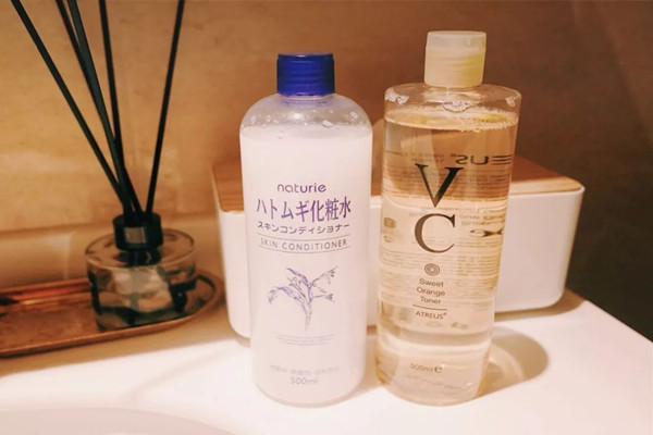 泰國vc水可以天天用嗎 泰國vc水白天用會(huì)變黑嗎