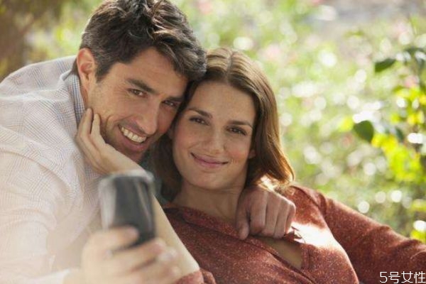結(jié)婚后過(guò)年回誰(shuí)家 婚后回誰(shuí)家過(guò)年方案