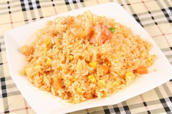 蝦醬炒飯的做法 蝦醬炒飯?jiān)趺醋霾徽冲?>
<strong>蝦醬炒飯的做法 蝦醬炒飯?jiān)趺醋霾徽冲?/strong>
</a>
<p>蝦醬炒飯是很多人都十分喜歡的一道美食，它主要是用蝦醬來炒米飯，味道十分鮮香，那么，在家做蝦醬炒飯的具體步驟是怎樣的呢？</p>
</li>
<li>
<a href=