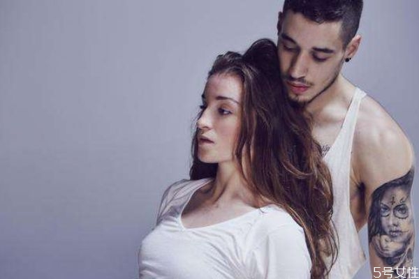 男人出軌后女人錯(cuò)誤的處理方式 對付老公出軌最恨招