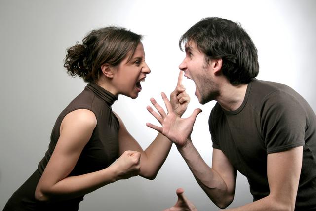 夫妻發(fā)生爭執(zhí)怎么辦 夫妻相處時哪些話不適合說