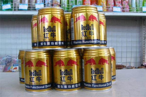 紅牛每天最多喝幾瓶 紅牛喝多了會(huì)怎樣