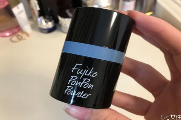 使用蓬蓬粉有什么害處 蓬蓬粉會導致掉頭發(fā)嗎