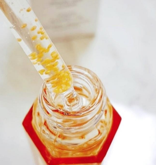 精華油有什么功效？三大功效拯救中年少女問題肌