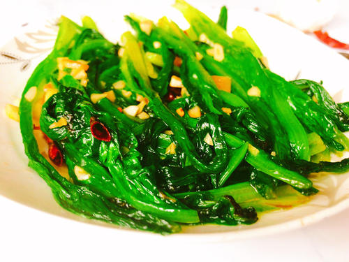 長期吃菜不放油會(huì)怎樣 長期吃菜不放油的壞處