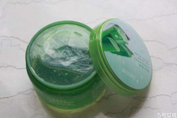 蘆薈膠可以修復角質層嗎 角質層薄可以用蘆薈膠修復嗎