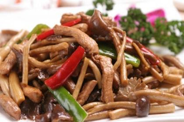茶樹菇炒肉怎么做 茶樹菇炒肉的營(yíng)養(yǎng)價(jià)值