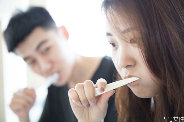 夫妻冷戰(zhàn)多久可以離婚 這4種表現離婚就不遠了