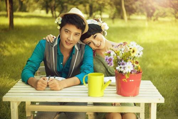 男生暗戀一個(gè)人吃醋的表現(xiàn) ?男生暗戀一個(gè)人吃醋是怎樣的