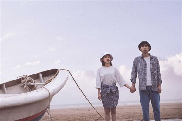 男朋友出軌為什么還說(shuō)愛(ài)自己 男朋友出軌太多次怎么解決