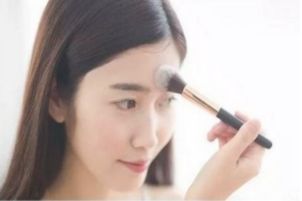 青春期皮膚變差怎么辦 青春期應(yīng)該怎么護膚