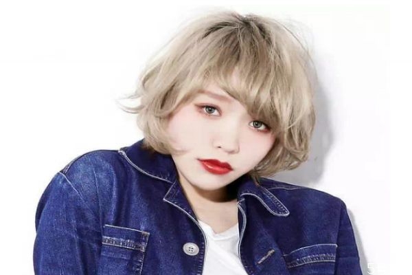 做離子燙2天可以洗頭么 做完離子燙的護理方法
