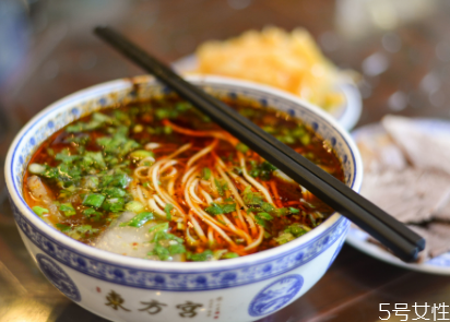 面條和米飯哪個(gè)容易胖 怎么吃面條不會胖