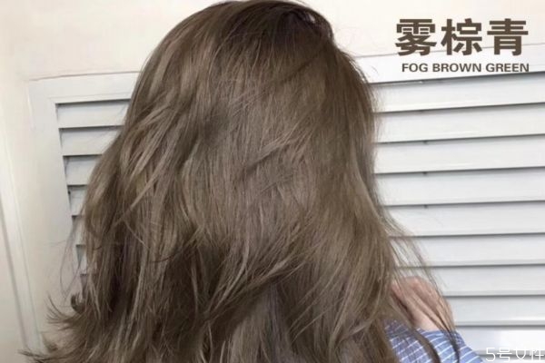 漂染頭發(fā)需要多長時(shí)間 給頭發(fā)褪色要多久