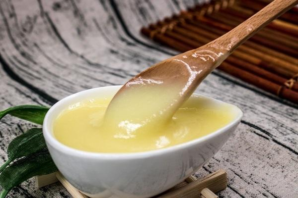 蜂王漿和蜂蜜的區(qū)別 蜂王漿和蜂蜜哪個好