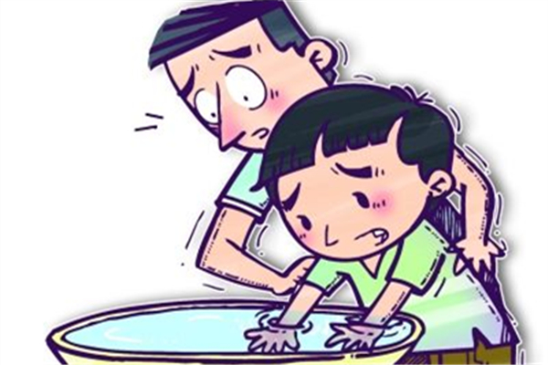 燙傷后冷水沖多久 燙傷后冷水沖完還是火辣辣的