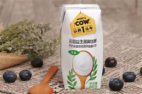 認養(yǎng)一頭牛有哪些產(chǎn)品 認養(yǎng)一頭牛多少錢一箱