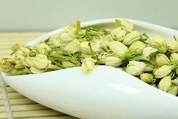 茉莉花茶適合什么人喝 茉莉花茶什么人不宜喝