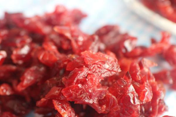 蔓越莓干保質(zhì)期是多長(zhǎng)時(shí)間 蔓越莓干過(guò)期了能吃嗎