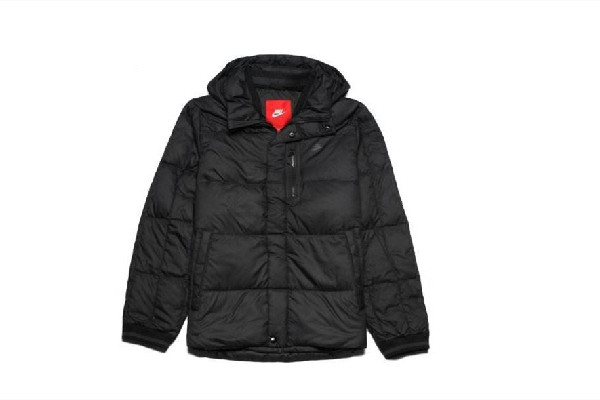 羽絨服洗完怎么恢復(fù)蓬松 羽絨服洗完可以曬太陽(yáng)嗎