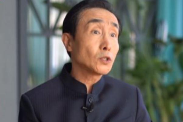 批評某足球隊(duì)引熱議鞏漢林回應(yīng) 足球隊(duì)要那么多替補(bǔ)干嘛