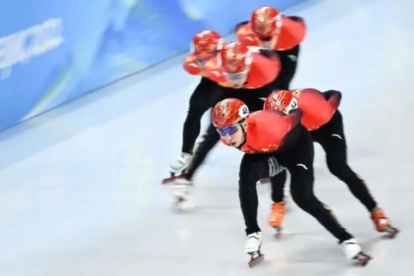 中國短道速滑隊(duì)退出世錦賽 短道速滑是一項(xiàng)什么樣的運(yùn)動(dòng)