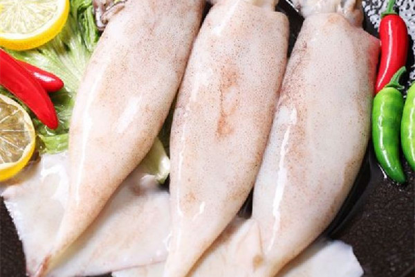 新鮮魷魚(yú)要不要焯水 新鮮魷魚(yú)焯水幾分鐘
