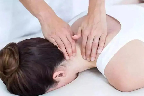 積玉橋春曉國際美容會(huì)所?君絲佳養(yǎng)發(fā)店肩頸項(xiàng)目做完后感覺怎么樣 肩頸按摩可以瘦肩膀嗎