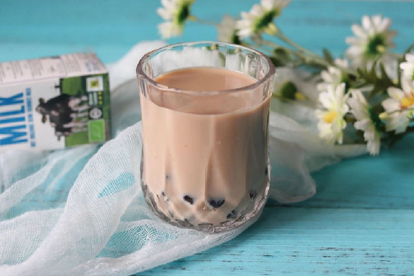 1杯奶茶所含咖啡因或超3杯美式 奶茶對(duì)身體有哪些危害