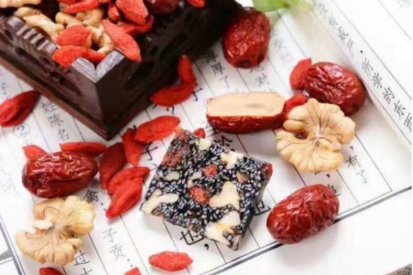 阿膠糕會(huì)影響月經(jīng)嗎 阿膠糕會(huì)導(dǎo)致月經(jīng)提前嗎