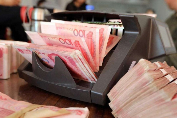 女子將25萬現(xiàn)金放到發(fā)霉 現(xiàn)金放家里怎么保存不會發(fā)霉