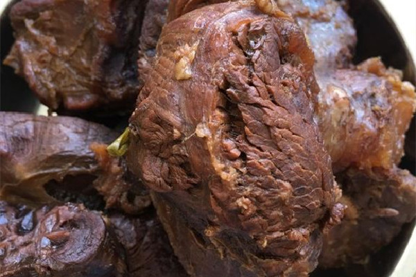 醬牛肉需要燉多長(zhǎng)時(shí)間 醬牛肉怎么做又嫩又好吃