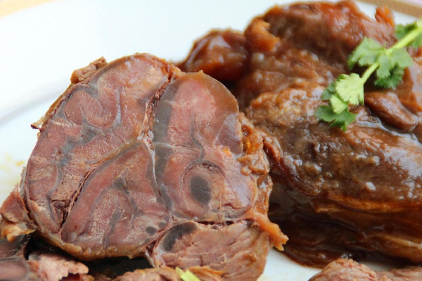 醬牛肉需要燉多長(zhǎng)時(shí)間 醬牛肉怎么做又嫩又好吃
