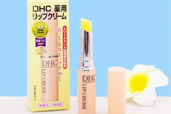 dhc唇膏用完了怎么把剩下的部分推出來(lái) dhc唇膏用完了怎么拆開