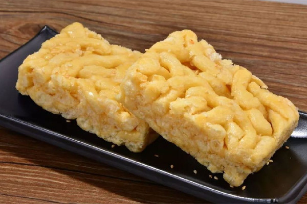 沙琪瑪?shù)臓I養(yǎng)和功效 沙琪瑪適合孩子吃嗎